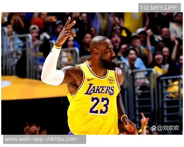 詹姆斯寄语保罗希望他在最后一舞中收获快乐与荣耀